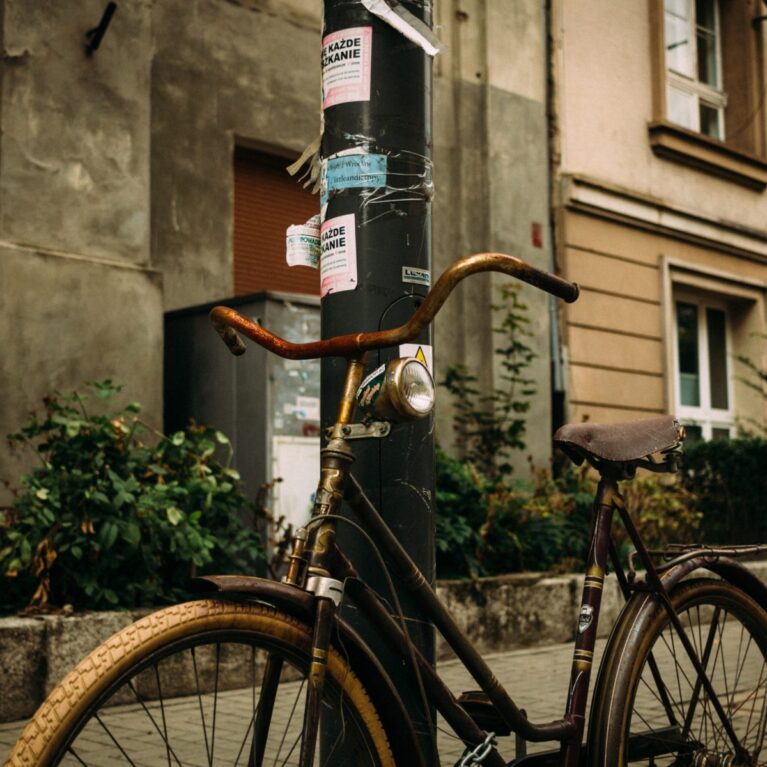 Cultuur is... je fiets niet op de stoep parkeren